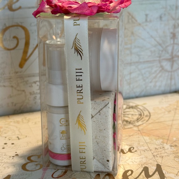 NEW Pure Figi Travel/Gift Set Guava - Picture 5 of 5